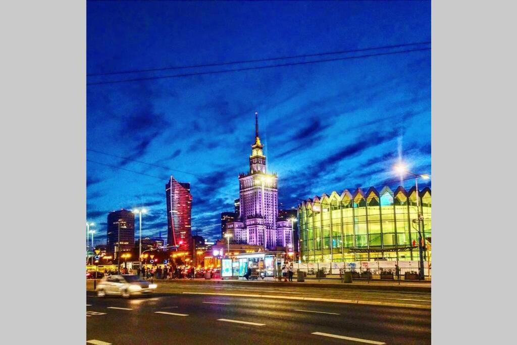 W Samym Centrum Na Grzybowskiej Варшава Екстериор снимка