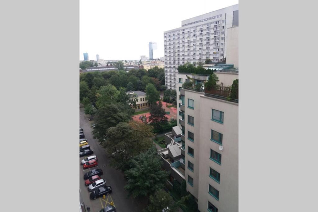 W Samym Centrum Na Grzybowskiej Варшава Екстериор снимка